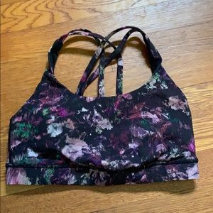Lululemon Energy Bra Size 6 purple floral